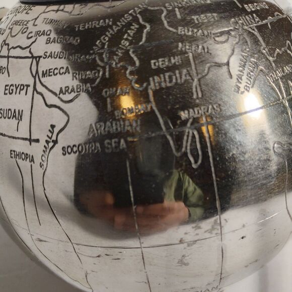 Vintage Pier 1 World Clock Art Deco Globe Retro Metal Silver Tested - Picture 16 of 16